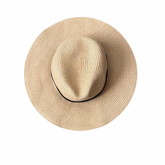 Madewell Accessories - Madewell straw hat size medium large black trim boho casual classic